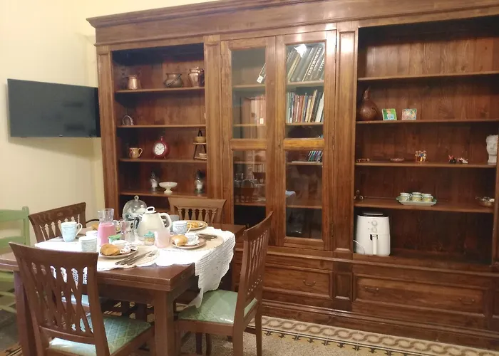 Casa Vacanze La Teresina -Centrale Tra Stazione Centro Storico E Aeroporto